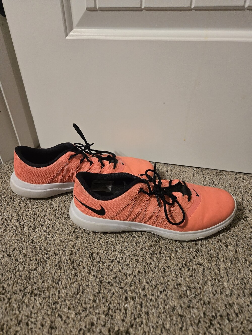 Nike Women’s Lightweight Coral Running Shoes
